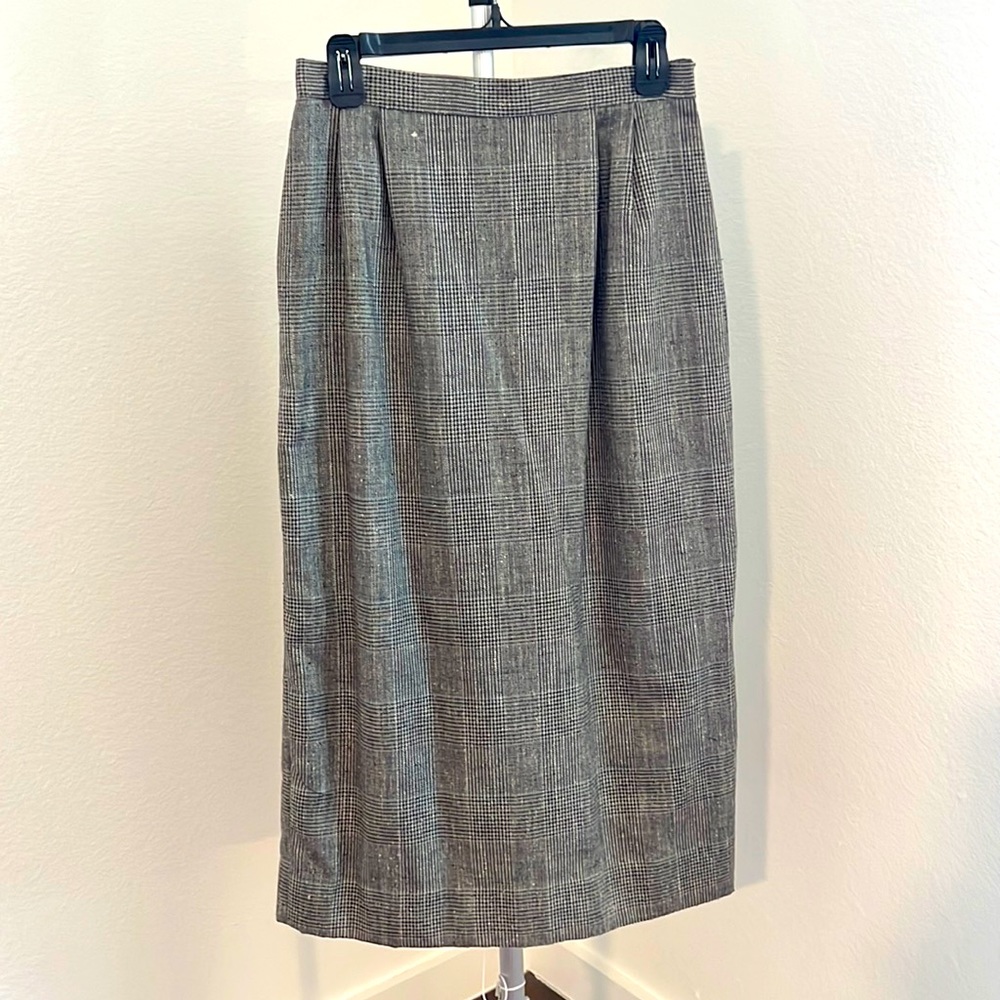 Pencil skirt grey pattern